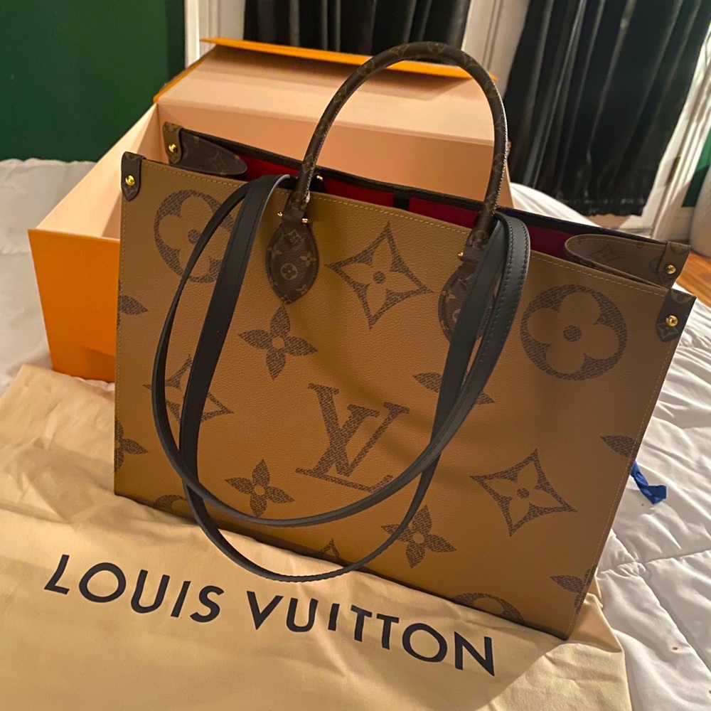 BNWT Louis Vuitton On The Go